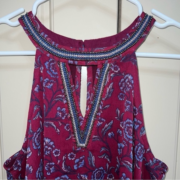 Hollister Burgundy Halter Beaded Neckline Floral Tank Blouse Size Small - Picture 3 of 13